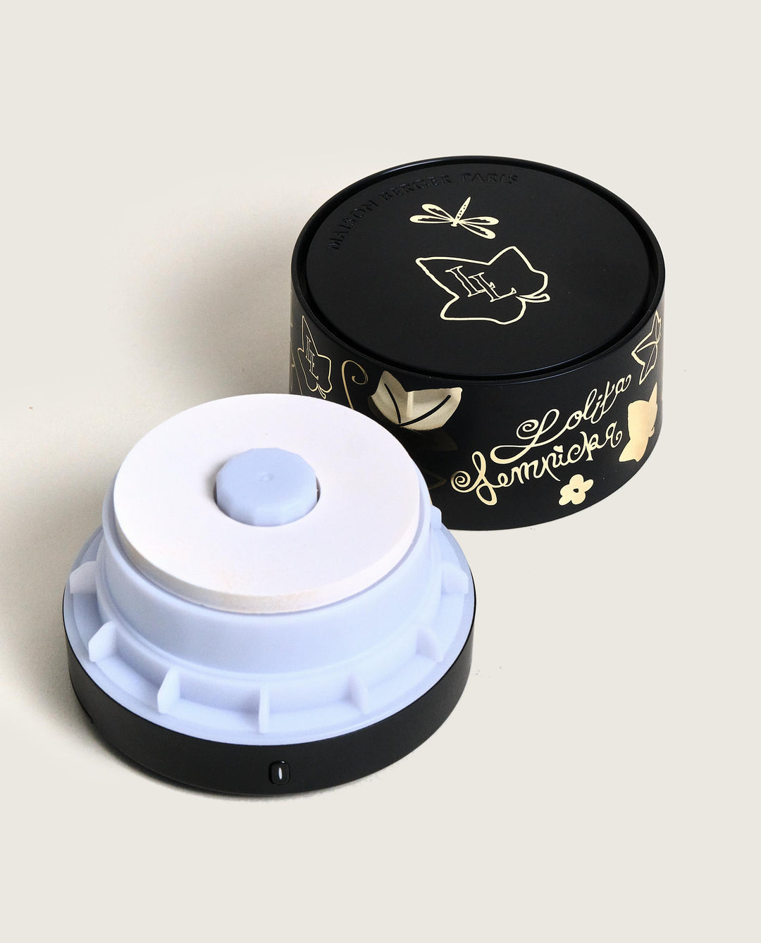 Portable Aroma Diffuser Nomade Schwarz - Lolita Lempicka Lampe Berger - Maison Berger offizieller Onlineshop DE - AT