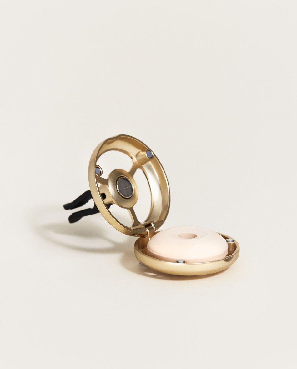 Lolita Lempicka Autoduft Set gold Lampe Berger - Maison Berger offizieller Onlineshop DE - AT