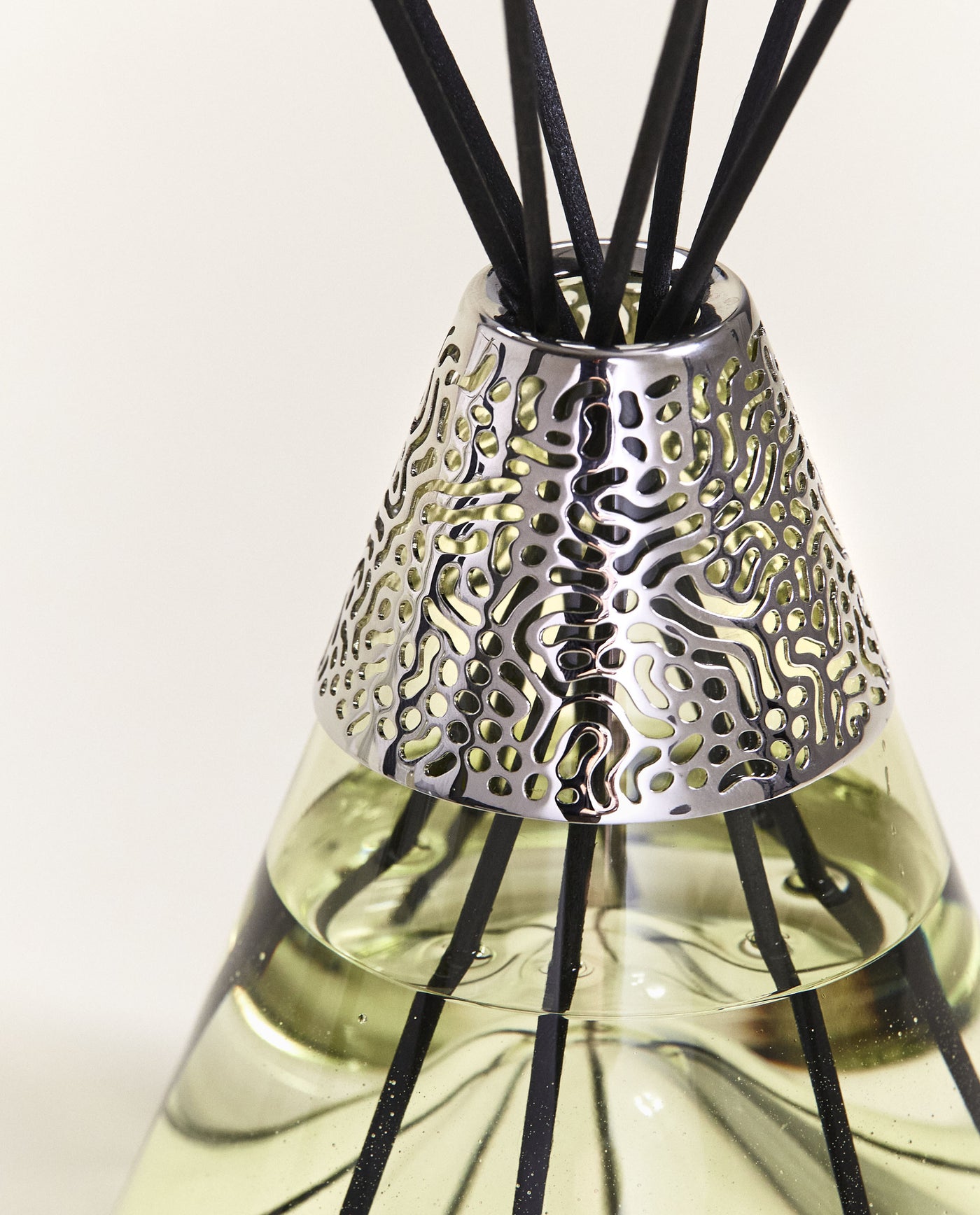 Raumduft Diffuser Maison Berger Paris by Starck - Peau d'Ailleurs Lampe Berger - Maison Berger offizieller Onlineshop DE - AT