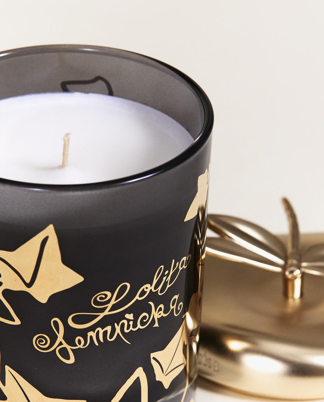 Lolita Lempicka Duftkerze Black Edition 240 g Lampe Berger - Maison Berger offizieller Onlineshop DE - AT